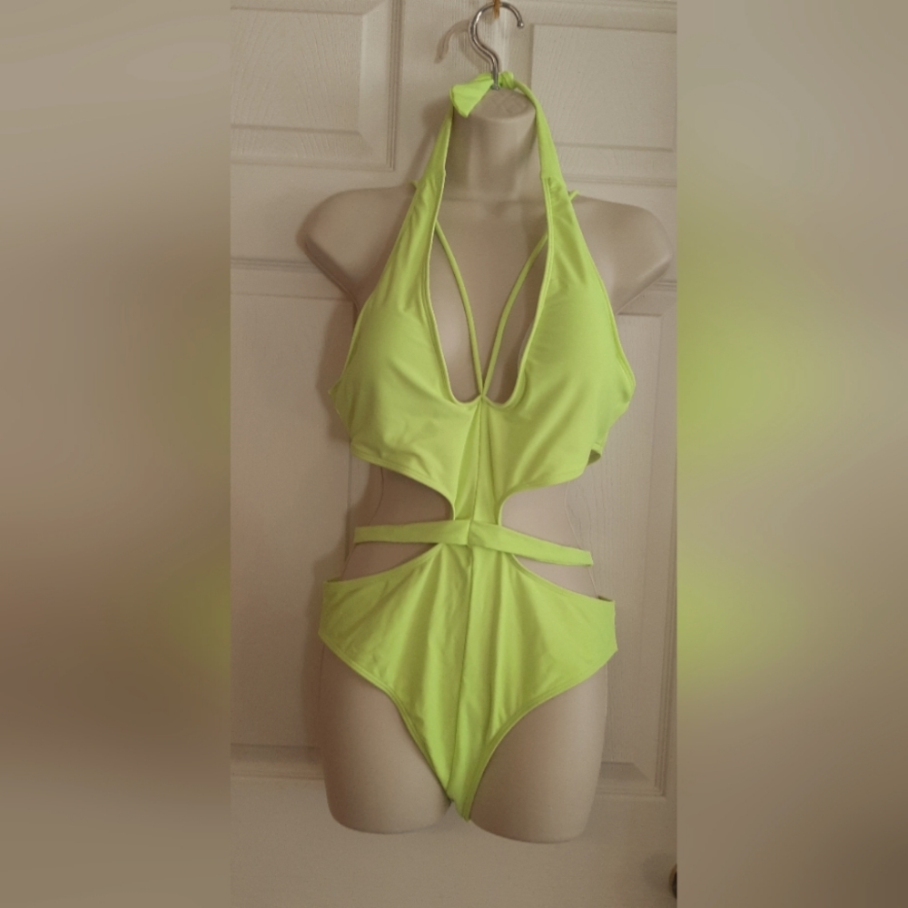 L Swimsuit